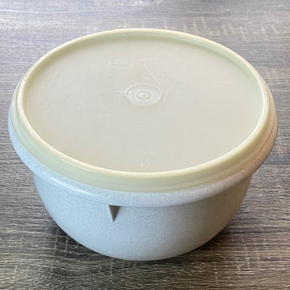 Vintage Tupperware Speckled Granite Microwave Bowl with Lid Light Gray USA Made